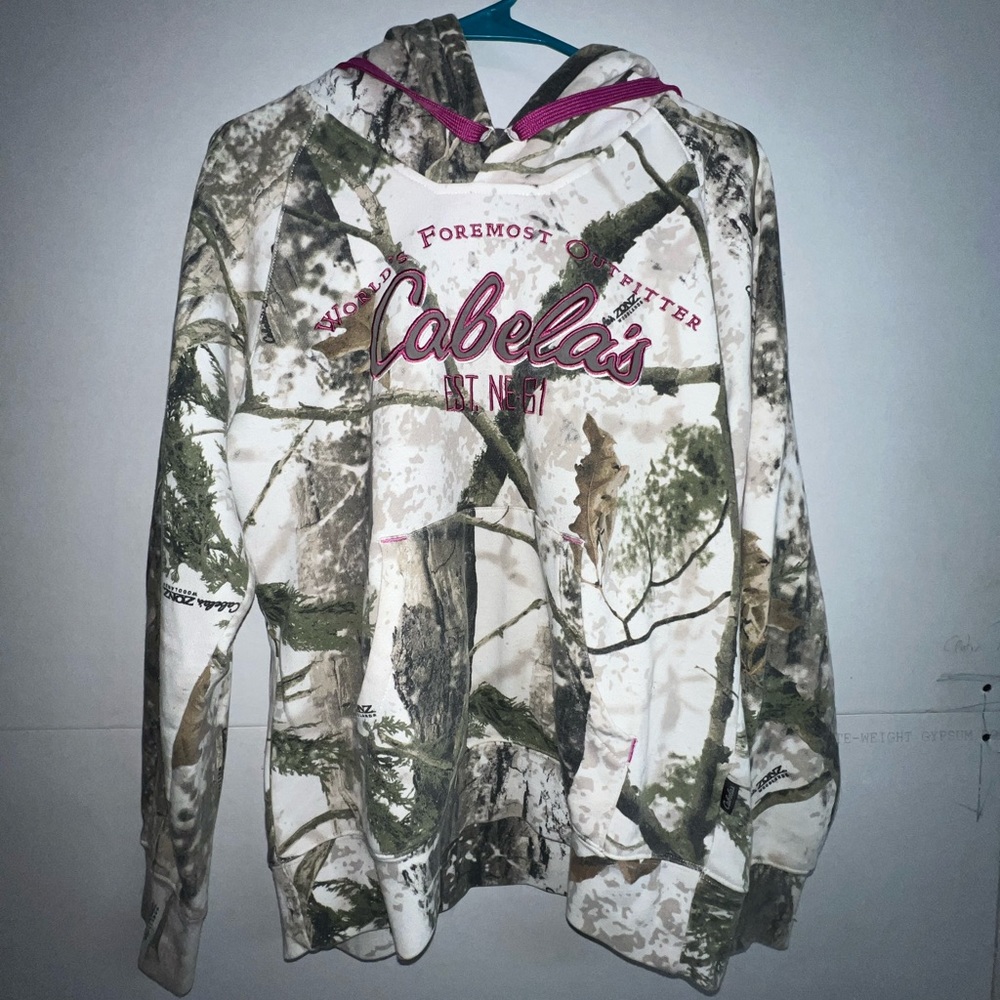 Cabela’s hunting sweatshirt